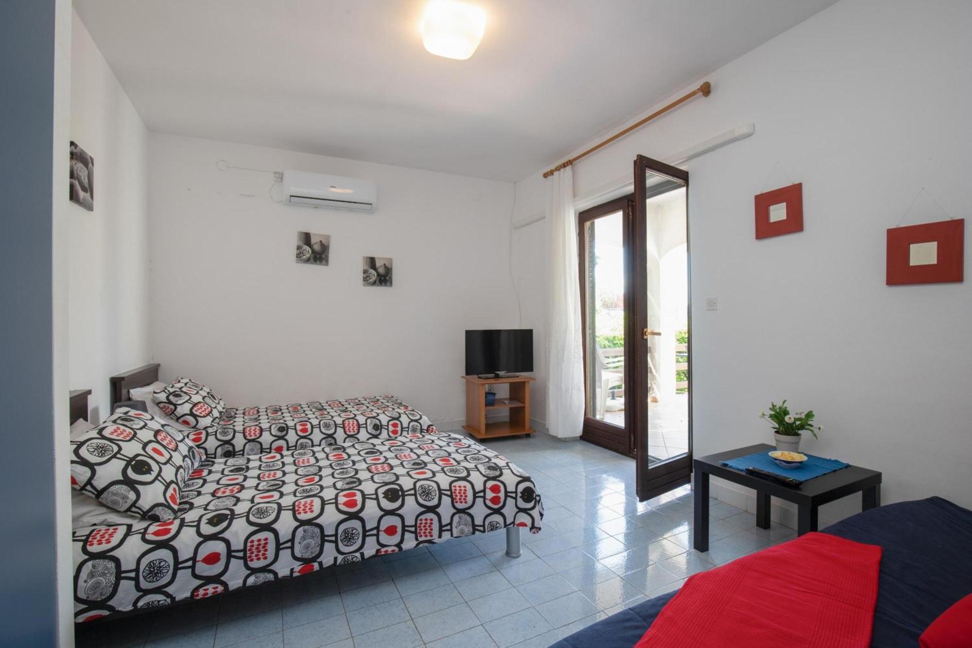 Apartments Brankica Island - Happy Rentals Vantacici Dış mekan fotoğraf