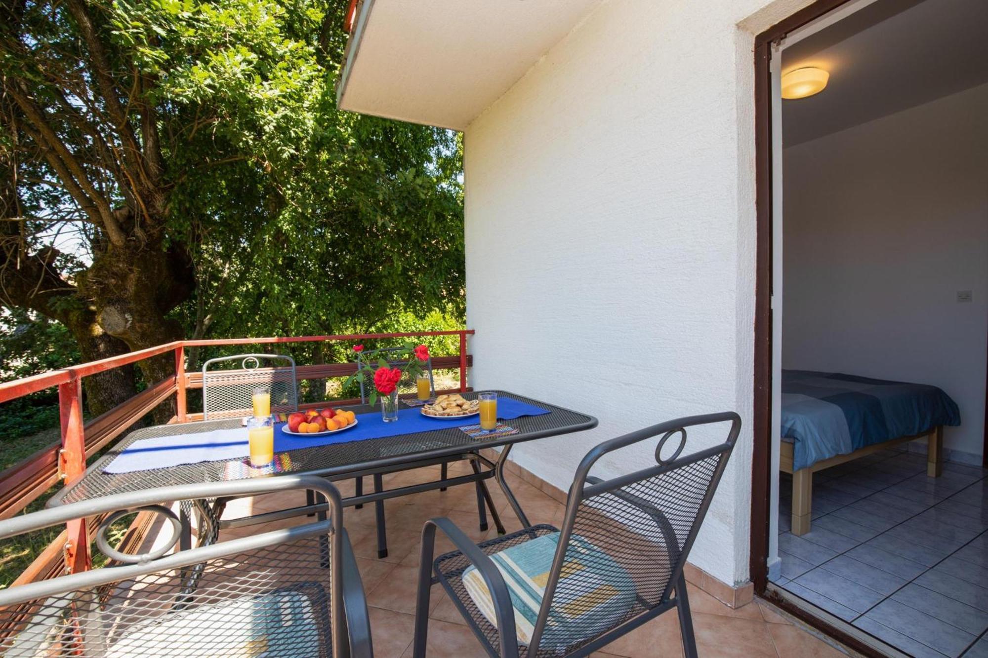 Apartments Brankica Island - Happy Rentals Vantacici Dış mekan fotoğraf